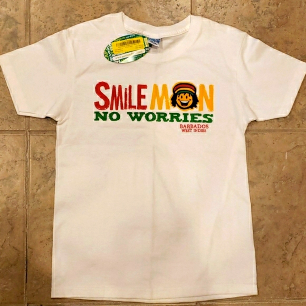 Sun Island Smile Mon No Worries Tee